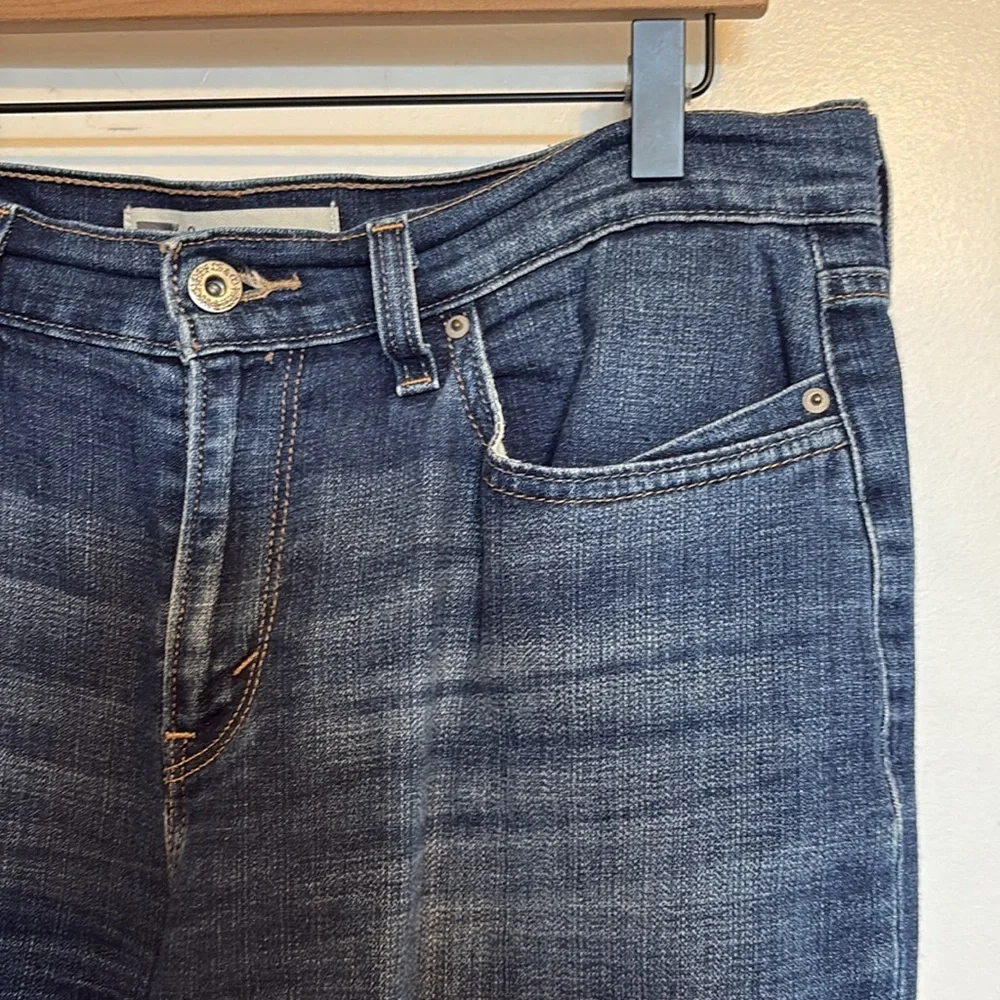 Levi’s Medium Wash Denim Bermuda Shorts 8 / 29